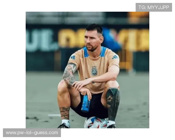 足球界腿最长球员排名：这些球星的腿长让人惊叹不已